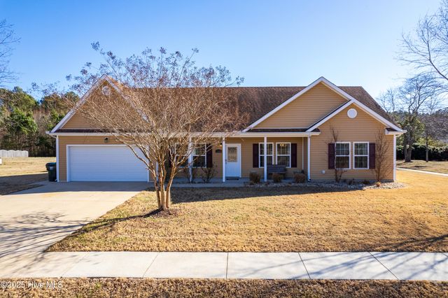 $394,500 | 123 Laurel Woods Boulevard | Crawford Township - Currituck County