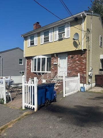 $575,000 | 521 Proctor Avenue | West Revere