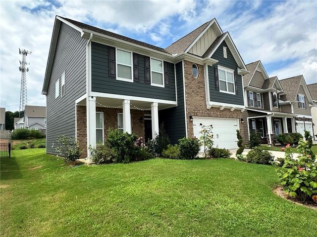 $399,000 | 105 Silver Fls Drive | Simpsonville