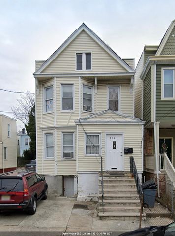 $549,999 | 214 Wilkinson Avenue | West Bergen