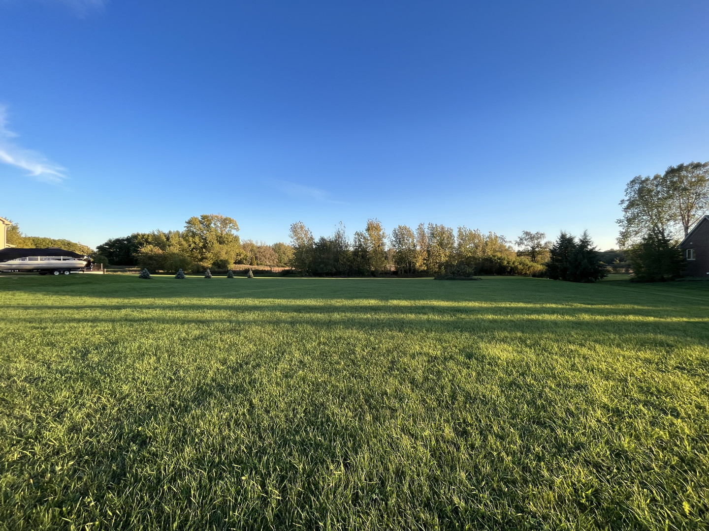 a view of a golf course