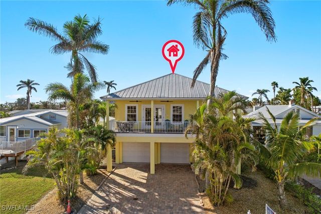 $1,299,000 | 241 Pearl Street | Fort Myers Beach