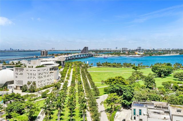 $1,125,000 | 900 Biscayne Boulevard, Unit 1808 | 900 Biscayne Bay