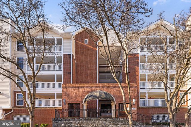 $274,750 | 1504 Lincoln Way, Unit 431 | Fountains at Mclean Condominiums