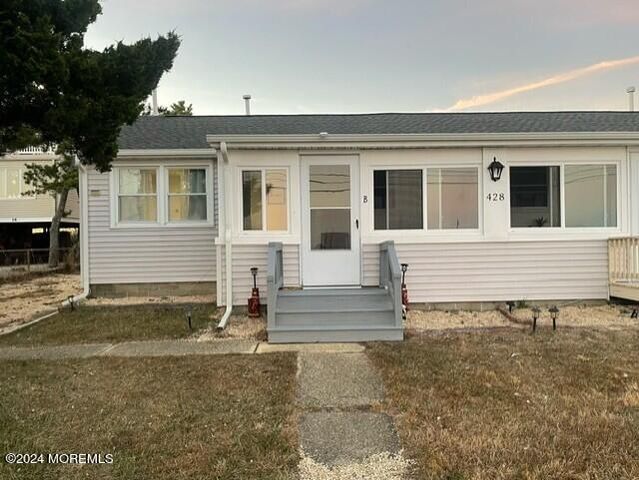 $1,950 | 428 East Bay Avenue, Unit B | Barnegat Township - Ocean County