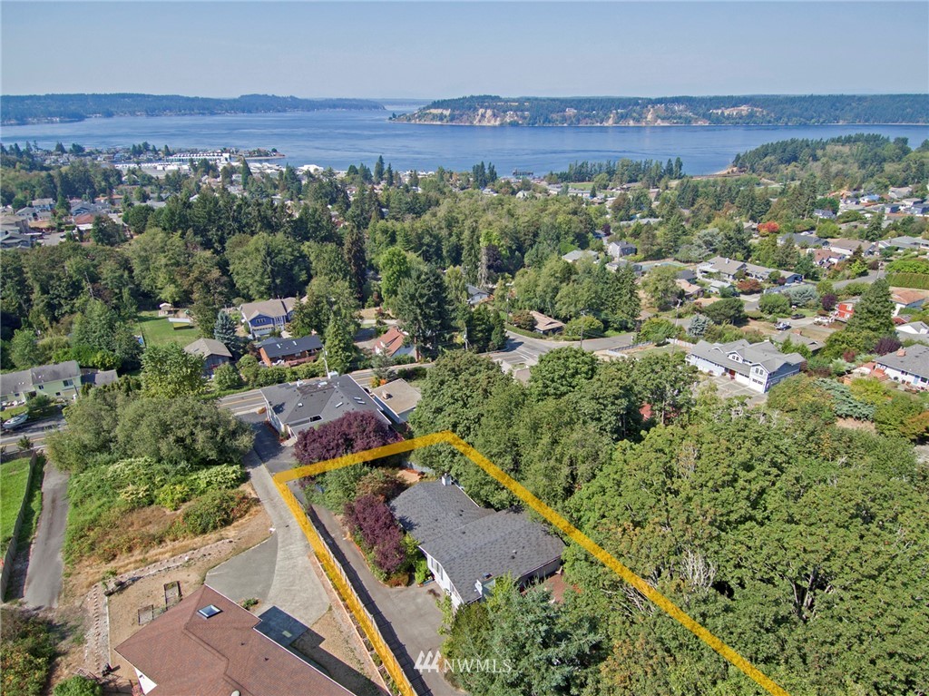 an aerial view of multiple house