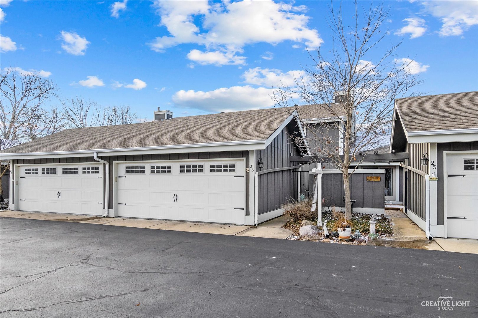 a view of a garage