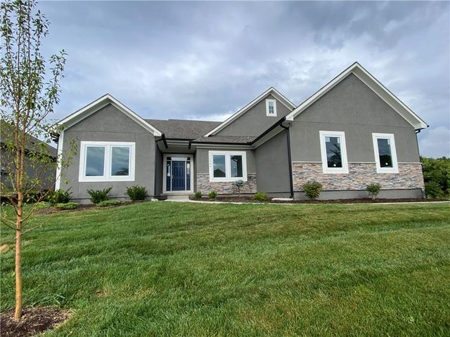 $598,000 | 11346 South Redbud Lane | Olathe