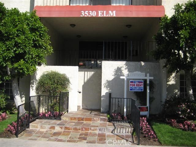 $2,500 | 3530 Elm Avenue, Unit 303 | Bixby Knolls