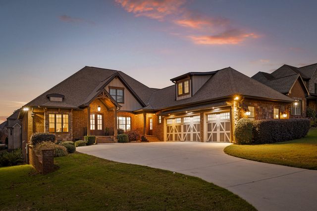 $950,000 | 8054 Hampton Cove Drive | Ooltewah-Summit