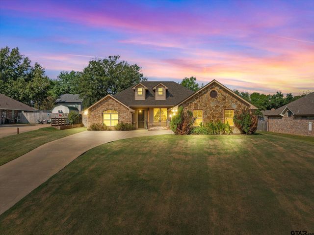 $389,000 | 252 Heritage Court | Lindale