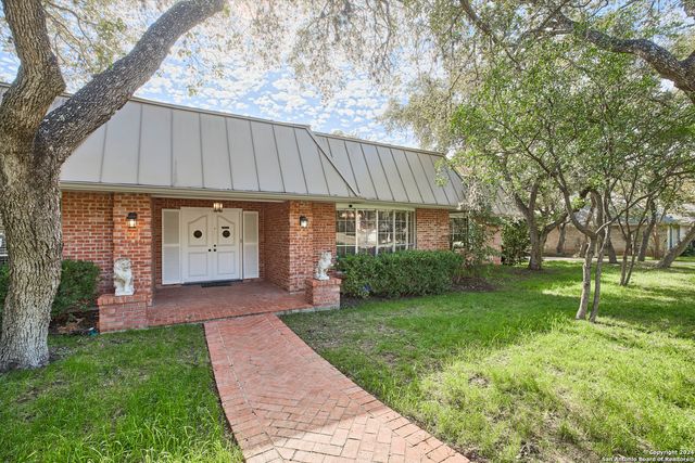 $500,000 | 2750 Whisper Path Street | Whispering Oaks