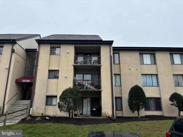 $300,000 | 15708 Dorset Road, Unit 304 | Laurel