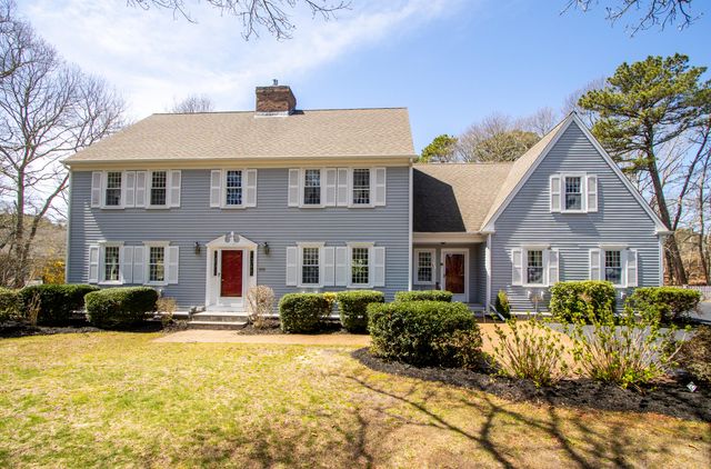 $825,000 | 309 Oakmont Drive | Yarmouth Station