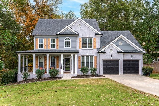 $574,999 | 1143 Cayuga Court | Dacula Bluff