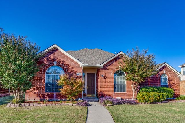 $550,000 | 3505 Burnet Drive | Plano