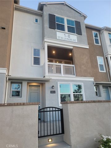 $4,300 | 121 West La Palma Avenue, Unit 6 | East Anaheim