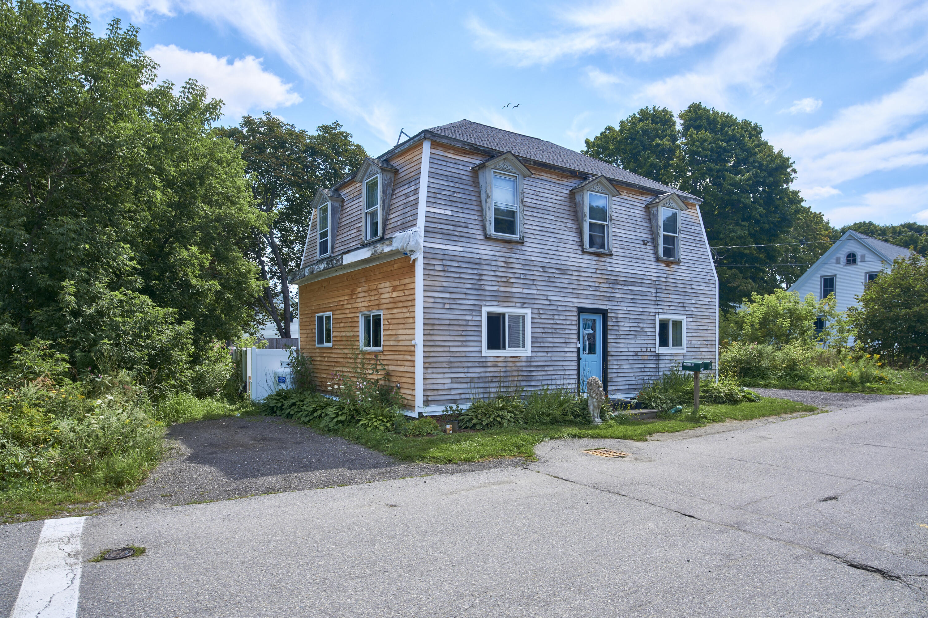 19 Lisle Street Rockland ME 04841 Compass