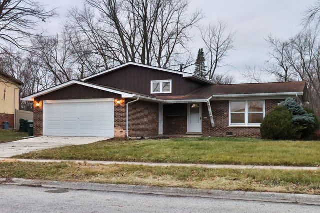 $2,450 | 22750 Valley Drive | Richton Park