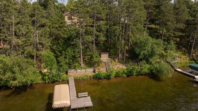 $1,230,000 | 11389 East Steamboat Bay Road | East Gull Lake