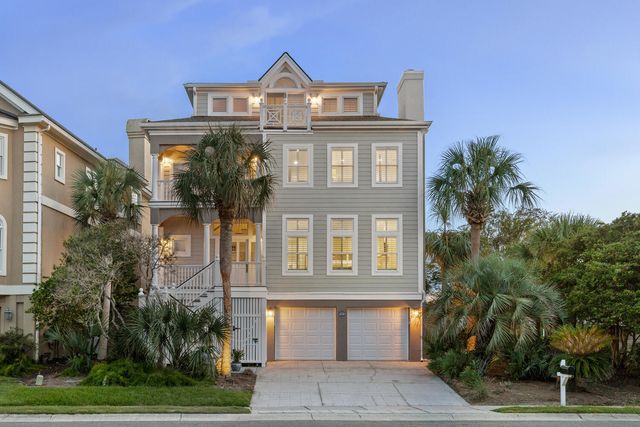 $3,395,000 | 10 Ocean Point Drive | Wild Dunes