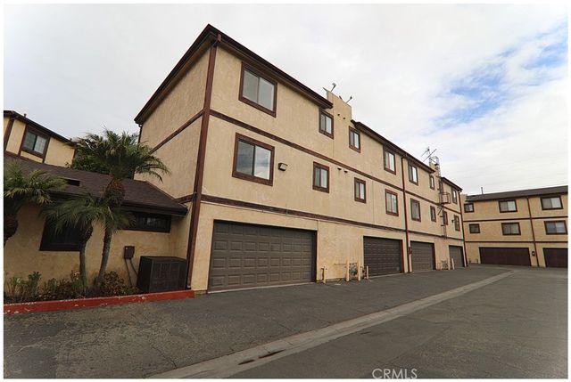 $3,900 | 515 West Gardena Boulevard, Unit 77 | North Gateway