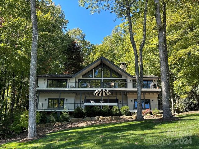 $4,250,000 | 843 North Club Boulevard | Hogback Township - Transylvania County