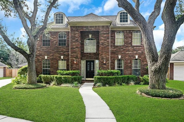 $415,000 | 4811 Rebel Ridge Drive | Sugar Land