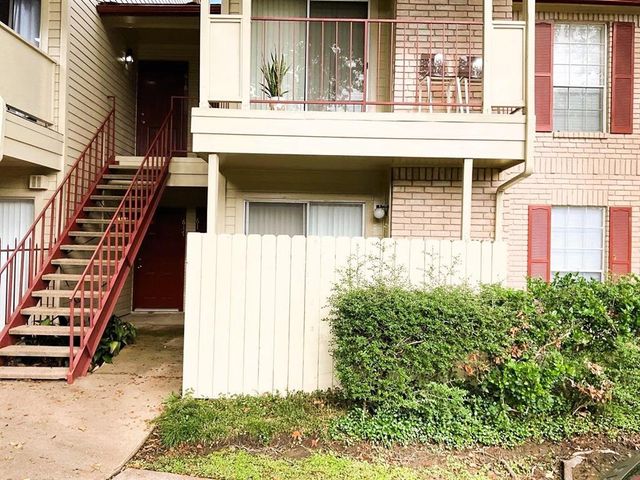 $995 | 2120 El Paseo Street, Unit 619 | Astrodome