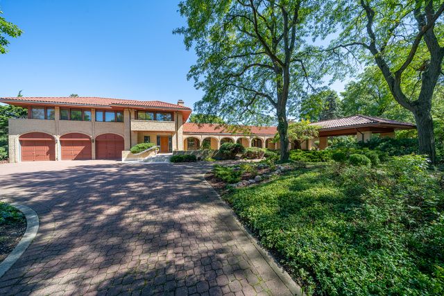 $2,250,000 | 600 Mallard Lane | Oak Brook