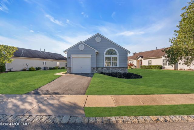 $475,000 | 43 Saxony Circle | Renaissance at Manchester