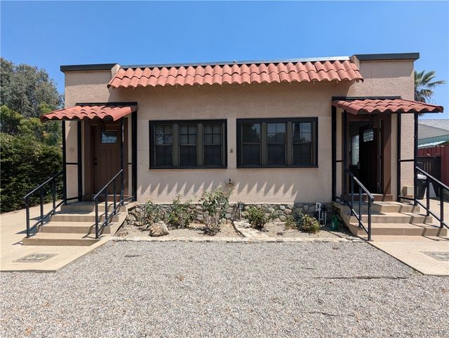 $2,450 | 655 East Marylind Avenue | Chaparral