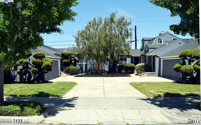 $1,895,000 | 3131 Fernside Boulevard | Alameda East End