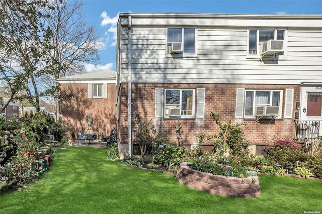 $289,000 | 87-01 Springfield Boulevard, Unit 159 | Queens Village