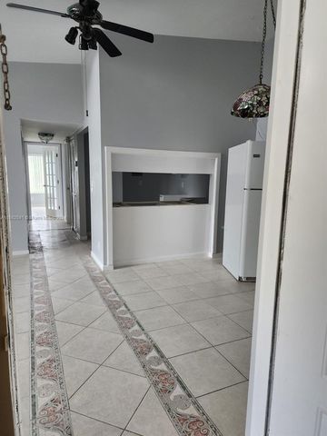 $2,200 | 728 Sunny Pine Way, Unit A3 | Pine Ridge North