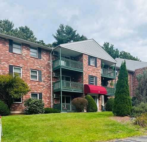 $179,000 | 75 Huntoon Memorial Highway, Unit 33 | Leicester