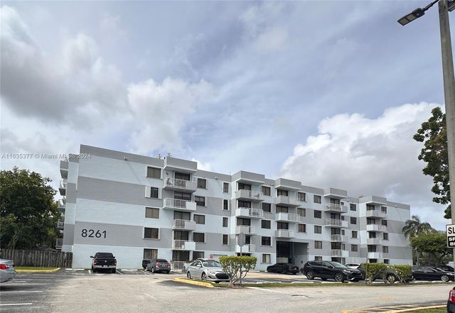 $289,000 | 8261 Northwest 8th Street, Unit 331 | Fountainebleau