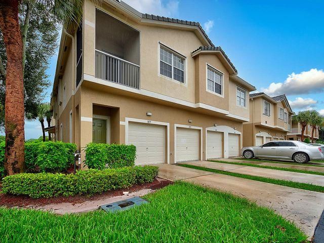 $2,100 | 3075 Grandiflora Drive | Greenacres