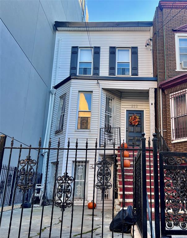 View of townhome / multi-family property