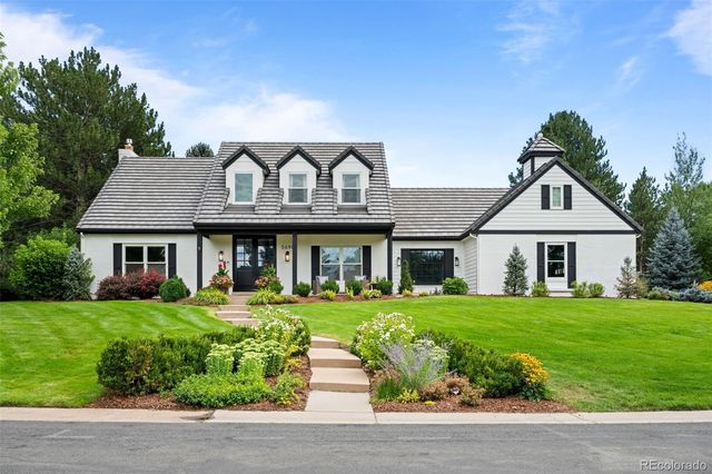 $2,875,000 | 5698 Green Oaks Drive | West End