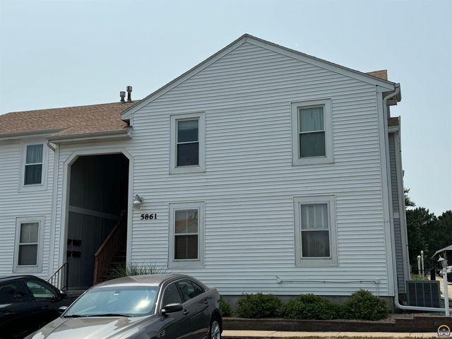 $92,900 | 5861 Southwest 22nd Terrace, Unit 4 | Topeka