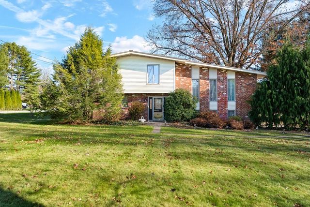 $345,000 | 424 Overbrook Road | Middlesex Township - Butler County