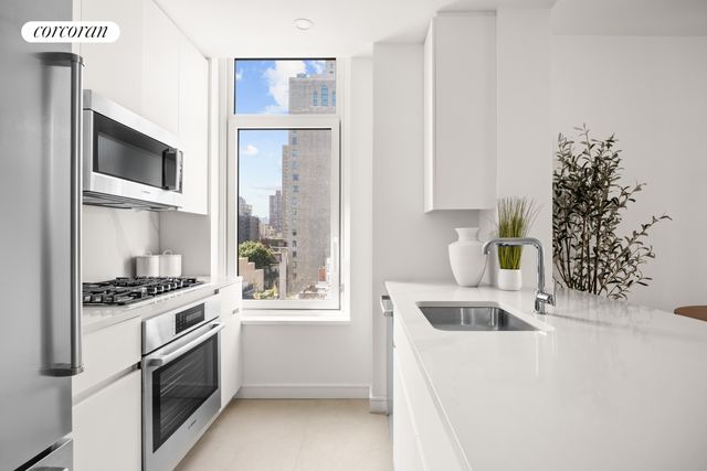 $12,485 | 300 East 83rd Street, Unit 11B | Upper East Side