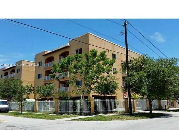 $340,000 | 1300 Northeast 109th Street, Unit 207 | Biscayne Shores