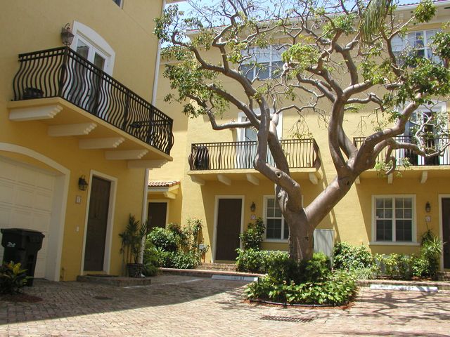 $8,500 | 72 Southeast 6th Avenue, Unit D | Delray Beach