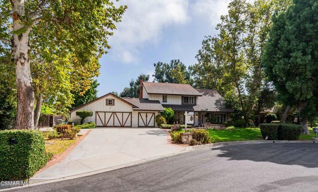 $1,345,000 | 376 Oldstone Court | Simi Valley West