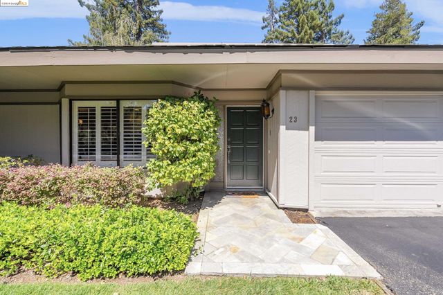 $2,925,000 | 23 Bay Tree Lane | Old Los Altos