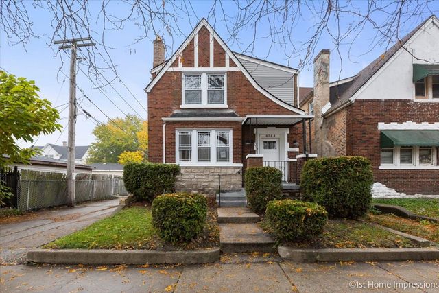 $214,900 | 6144 South Loomis Boulevard | West Englewood