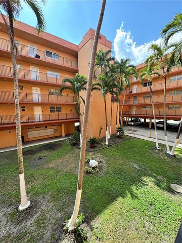 $275,000 | 1950 West 56th Street, Unit 2212D | Hialeah