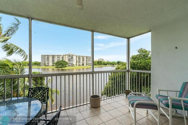 $329,000 | 3051 North Course Drive, Unit 406 | Palm Aire